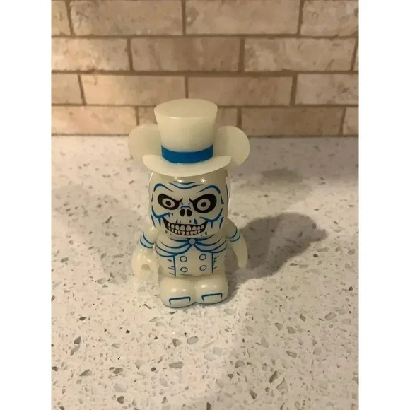 Disney Other - Signed DISNEY VINYLMATION 3" HAUNTED MANSION SERIES 1 HATBOX GHOST bt